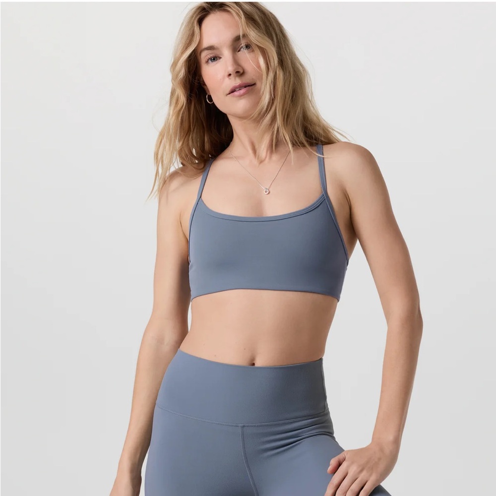 Vuori BlissBlend All The Feels bra, Blue Heron, size Small